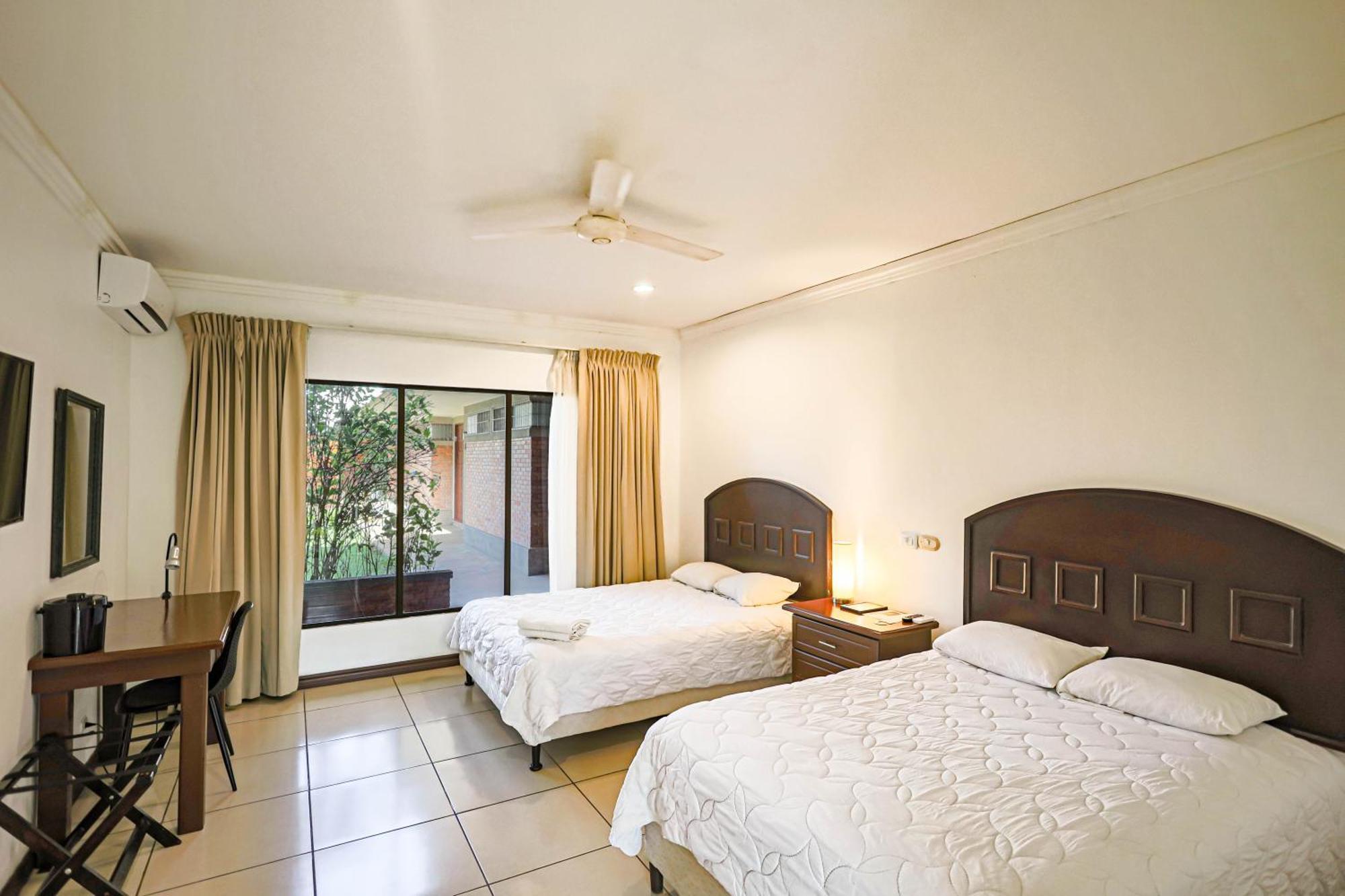 Hotel Cana Brava Inn Canas Ngoại thất bức ảnh