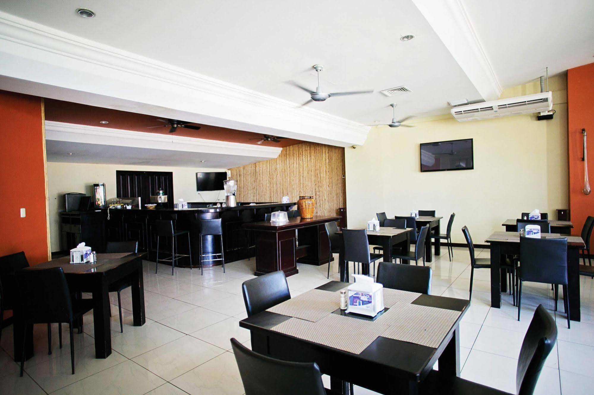 Hotel Cana Brava Inn Canas Ngoại thất bức ảnh