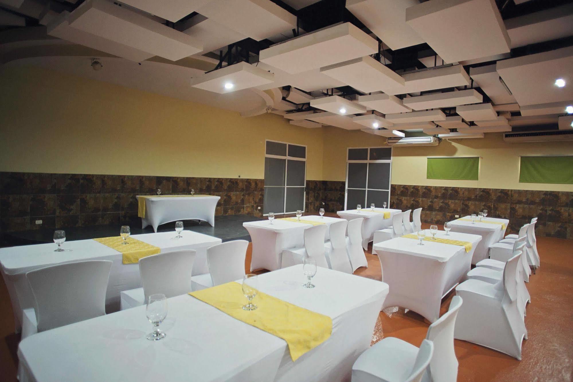 Hotel Cana Brava Inn Canas Ngoại thất bức ảnh